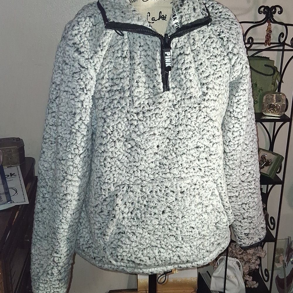 Pink Victoria's Secret Cozy Textured Fleece Pullover with Zipper Size Medium